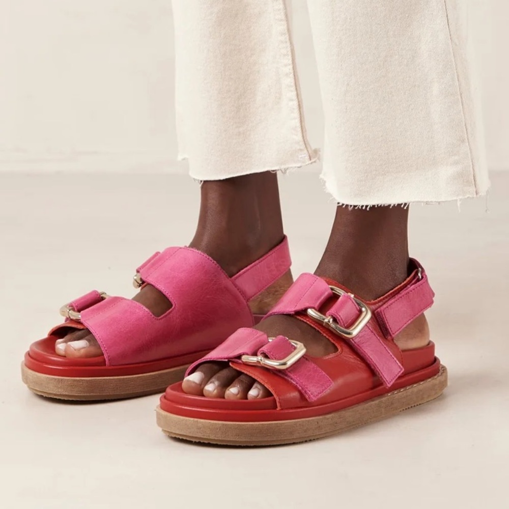 NWT ALOHAS DUAL TONE SANDAL Pink and Red Strappy Sandals